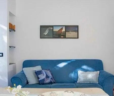Blue Marine - Trilocale Con Smart Tv, Wifi Gratuito, Aria Condizionata, Ideale Per Famiglie Apartamento